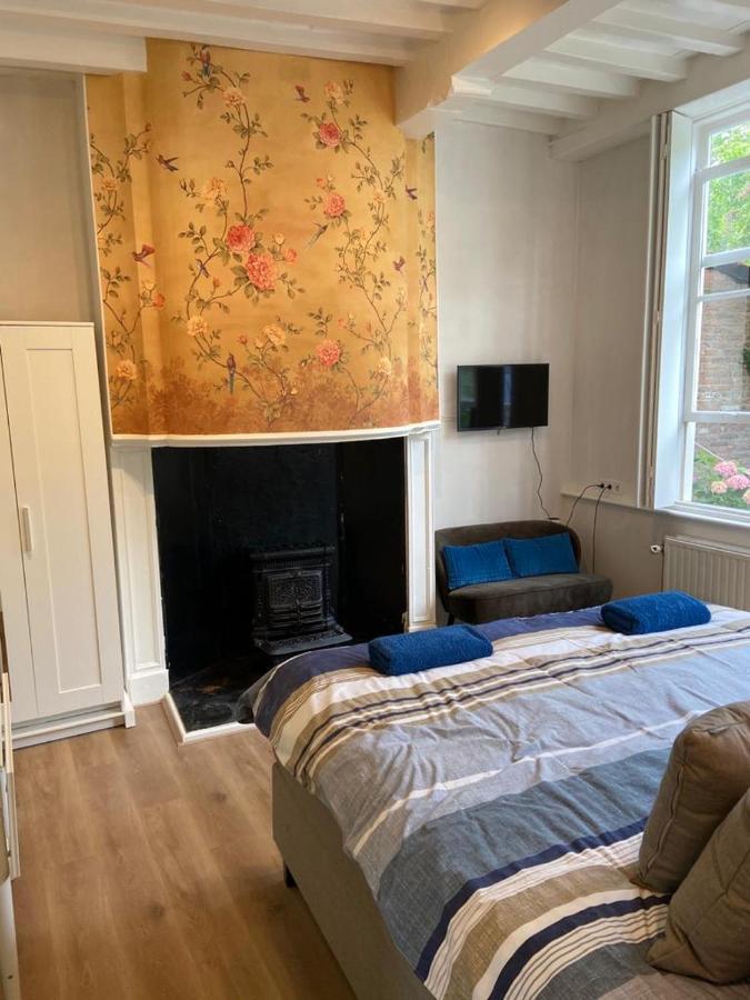 Tuinkamer In Monumentaal Pand Веере Екстериор снимка