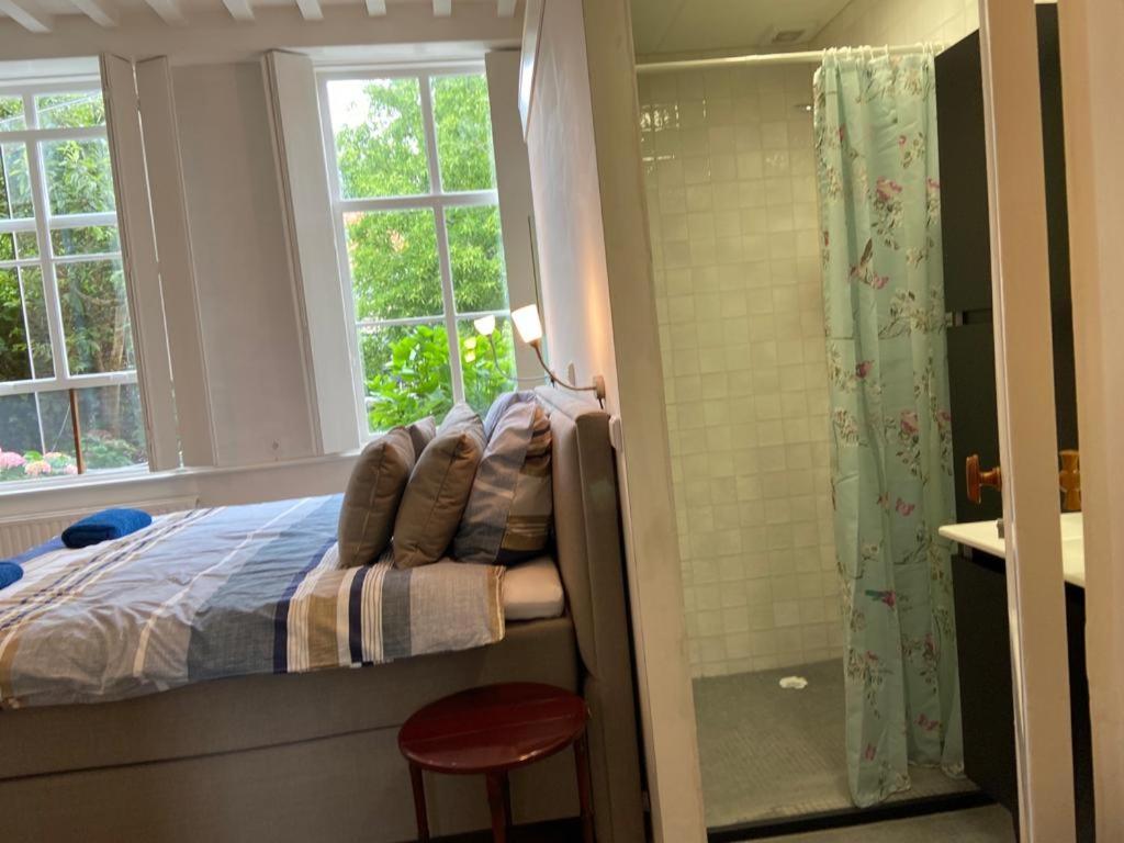Tuinkamer In Monumentaal Pand Веере Екстериор снимка
